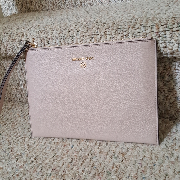 MICHAEL KORS CUTCH/WRISTLET - Picture 6 of 7
